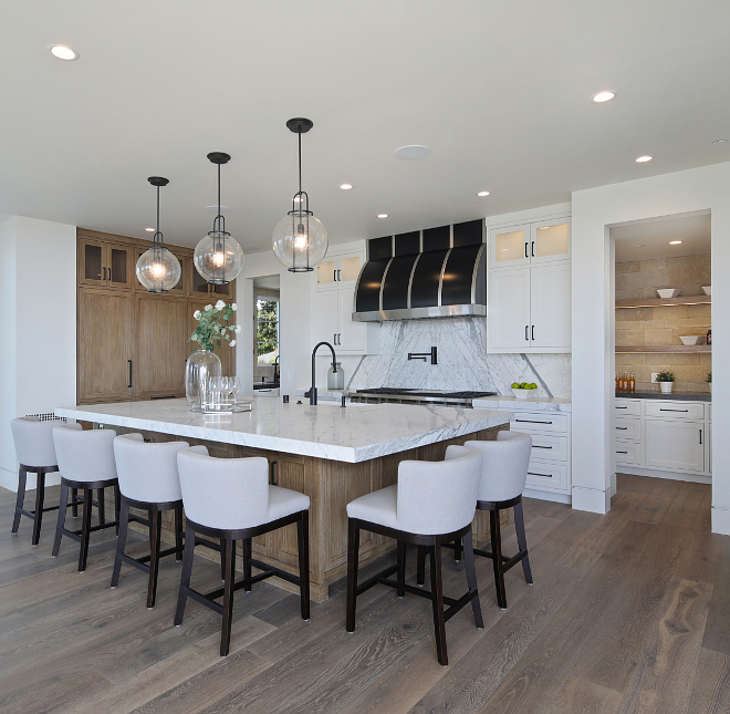 Cloud White by Benjamin Moore Kitchen with White Oak clear glass pendants #CloudWhiteBenjaminMoore #Kitchen white