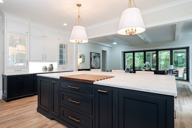 Kitchen Open layout Open layout kitchen design open kitchen and family room casual layout perfect for family and entertaining #kitchenlayout #openkitchenlayout