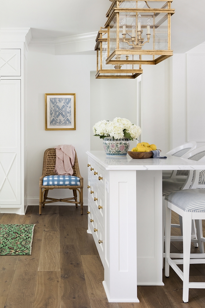 Benjamin Moore White Dove Benjamin Moore White Dove Walls Trim Cabinet Ceiling All painted in Benjamin Moore White Dove Benjamin Moore White Dove Benjamin Moore White Dove Benjamin Moore White Dove #BenjaminMooreWhiteDove