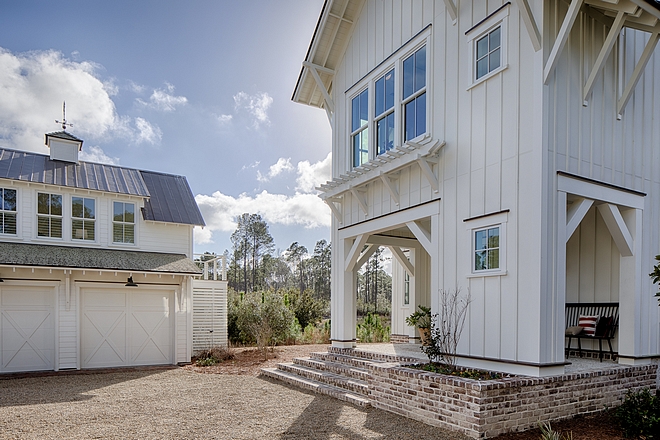 Brick Foundation skirt Farmhouse with brick foundation skirt The porch foundation skirt is tabby with brick edging and brick steps #brickporch #porchfoundation #brickfoundationskirt