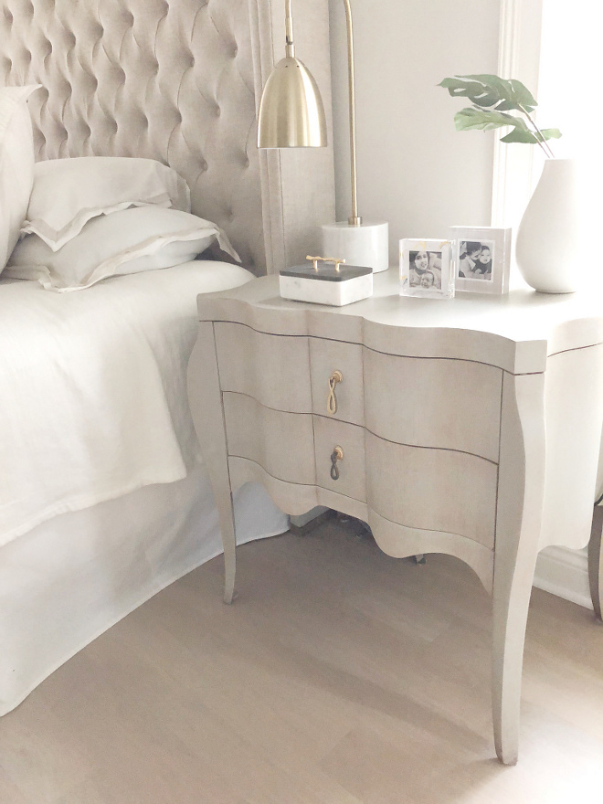 Bedroom Nightstand Traditional Nighstand Feminine Bedroom Nightstand #Bedroom #Nightstand #FeminineBedroom