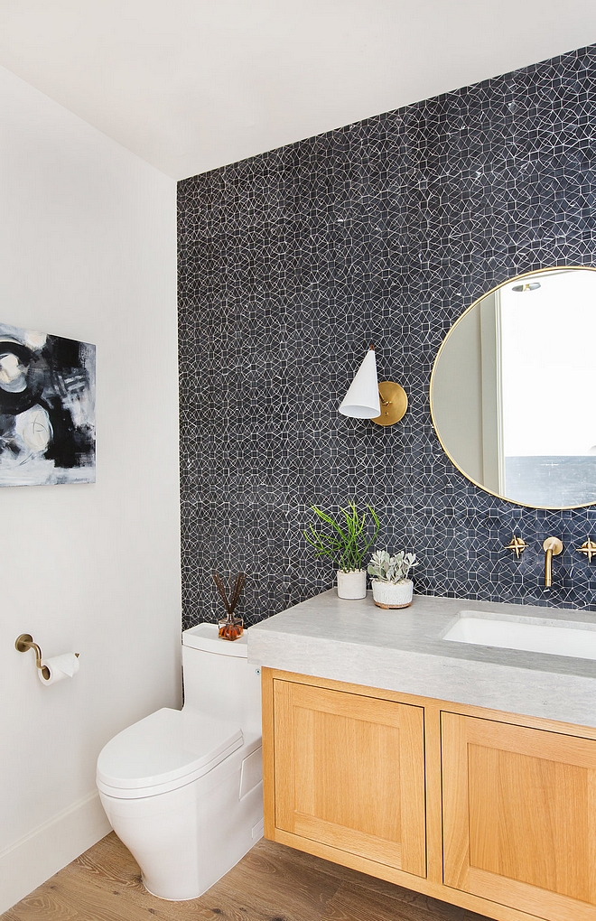 Modern Farmhouse Bathroom with floating vanity with thick countertop and tile accent wall #modernfarmhousebathroom #floatingvanity #thickcountertop