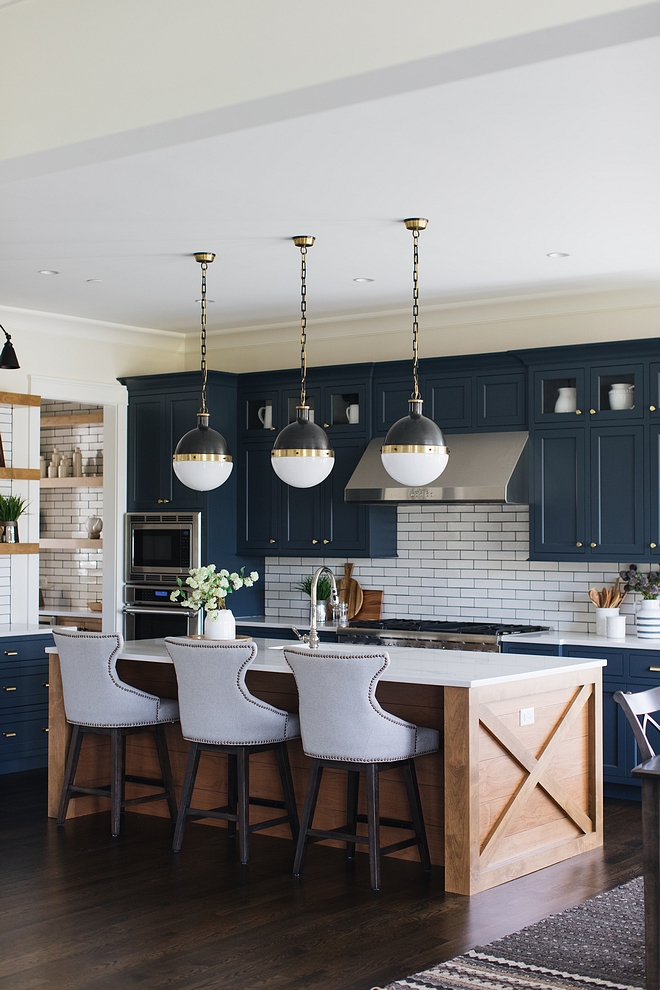 Blue kitchen paint color Benjamin Moore Blue Note Popular Paint Color for Blue Kitchens Blue kitchen paint color Benjamin Moore Blue Note #Bluekitchen #paintcolor #BenjaminMooreBlueNote