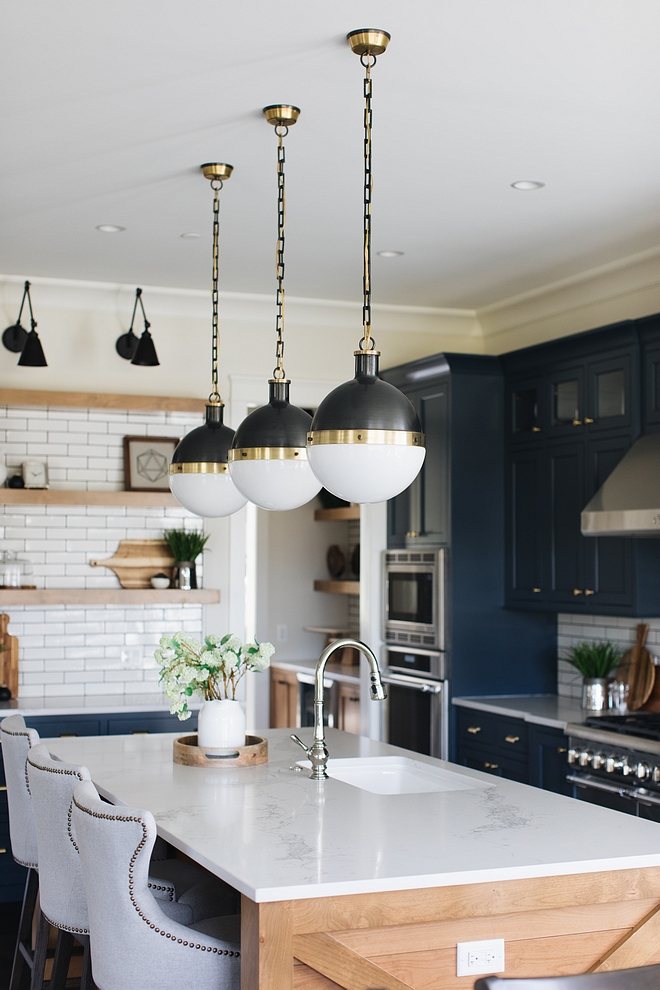 Statuario Nuvo Polished kitchen countertop navy blue kitchen with Statuario Nuvo Polished countertop #StatuarioNuvoPolished #kitchen #countertop