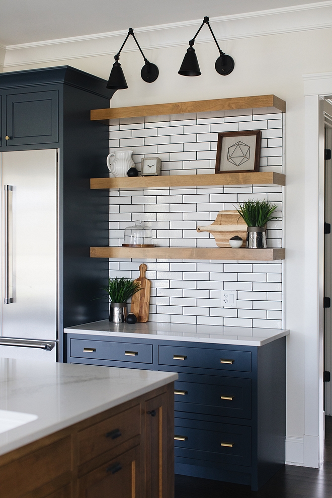 Kitchen Floating Shelves Farmhouse Kitchen Floating Shelves Kitchen Floating Shelves #Kitchen #FloatingShelves