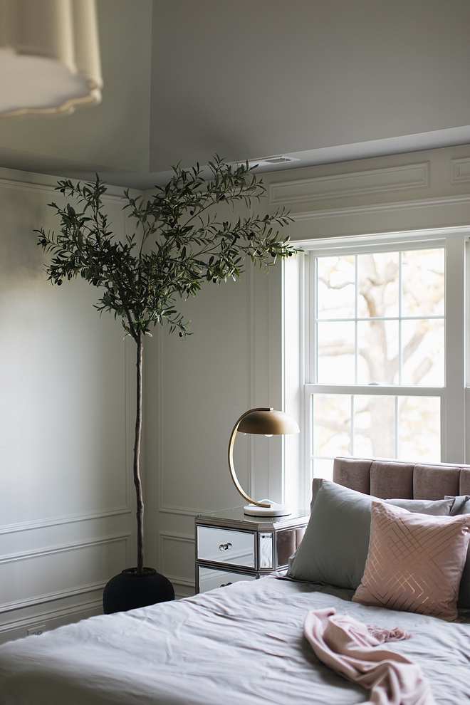 Bedroom features a grey and blush color scheme Popular grey and blush color scheme grey and blush color scheme interiors #greyandblush #colorscheme #bedroomcolorscheme