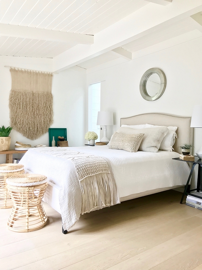 Neutral Bedroom Boho Chic Bedroom Master bedroom neutral decor with white walls White bedroom neutral decor Bedroom #neutralbedroom #boho #whitebedroom #neutraldecor #bedroom