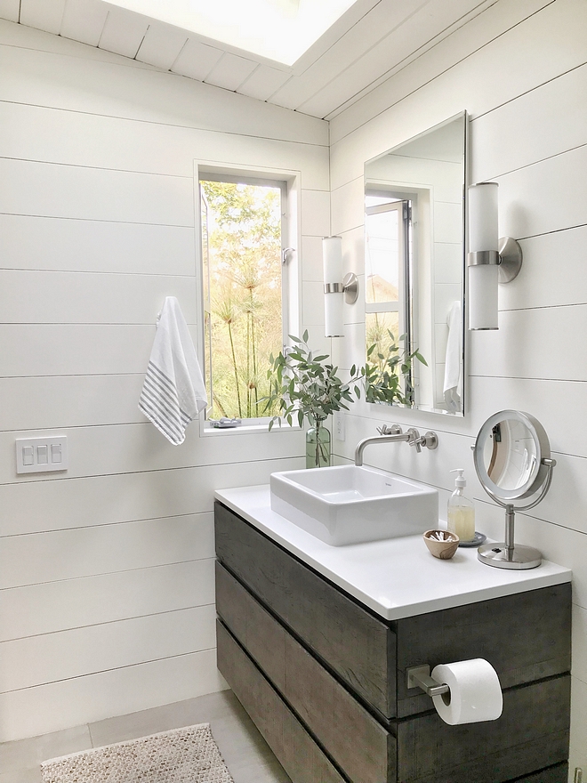 Small bathroom reno with shiplap For the bathroom reno we used RH vanity, lighting and medicine cabinet Small bathroom reno with shiplap ideas #Smallbathroomreno #shiplapbathroomreno #bathroomreno