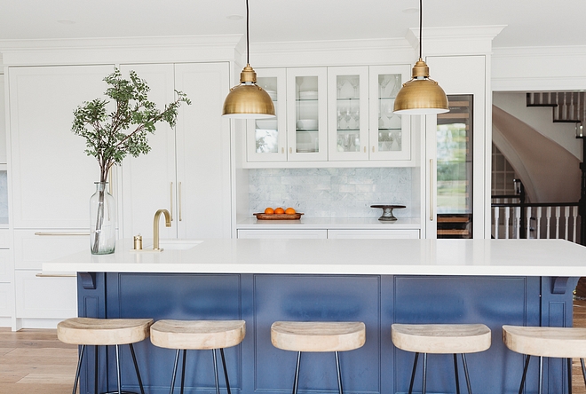 Kitchen Wet Bar Cabinet I panelled the refrigerator so that it blended in with the cabinetry, and we included a sub zero wine fridge next to a beverage centre area Kitchen Wet Bar Cabinet Kitchen Wet Bar Cabinet #Kitchen #WetBar #BarCabinet