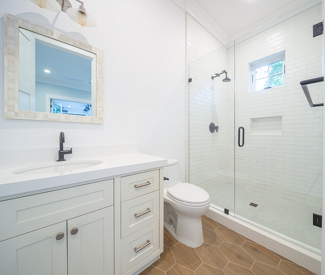 Super White OC- 152 Crisp White Bathroom Paint Color Cabinet paint color is Sherwin Williams Sea Salt SW 6204 Benjamin Moore Super White OC- 152 Crisp White Bathroom Paint Color #BenjaminMooreSuperWhite #OC152 #CrispWhite #Bathroom #PaintColor