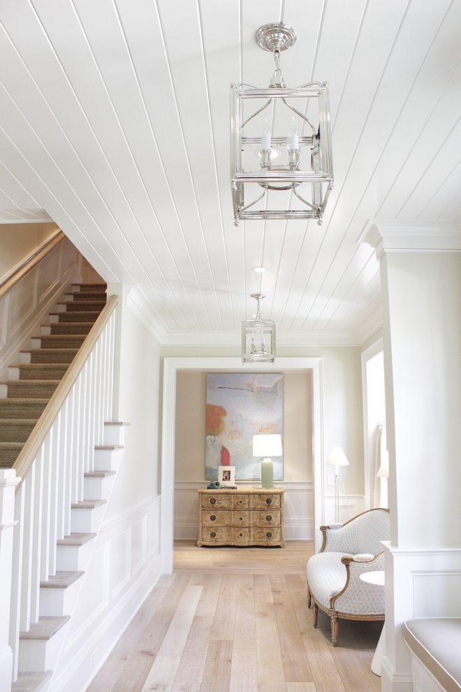 Tongue and Groove ceiling paint color Benjamin Moore White Dove Semi-gloss with light White Oak hardwood floors classic timeless look #BenjaminMooreWhiteDove #semigloss #tongueandgroove