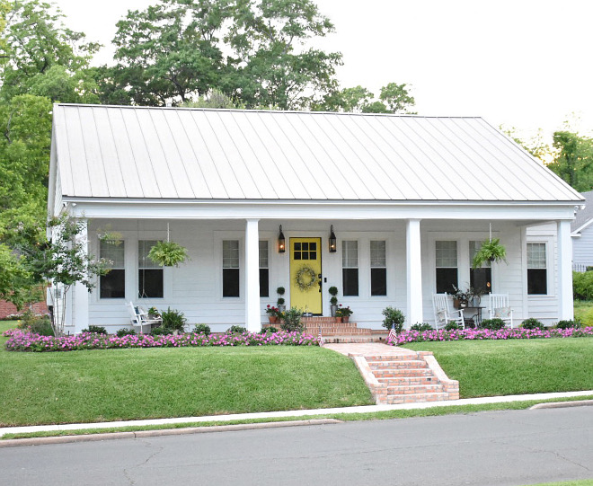 Extra White by Sherwin Williams Extra White by Sherwin Williams Original siding painted in Extra White by Sherwin Williams #ExtraWhitebySherwinWilliams