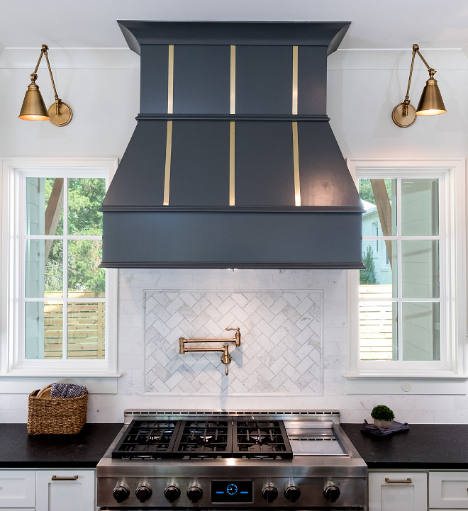 Kitchen Window I love when builders incorporate windows on either side of the range/range hood Kitchen Window #Kitchen #Window #KitchenWindow