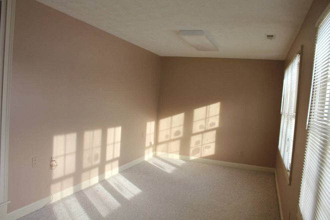 Before Laundry Room Space Go to Home Bunch to see After pictures Impressive!