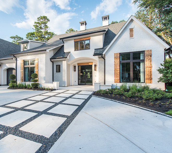 Sherwin Williams SW7029 Agreeable Gray Siding – Front entry, dormer, and second story siding is a Hardi Plank shake painted Sherwin Williams Agreeable Gray SW7029 #SherwinWilliamsSW7029AgreeableGray