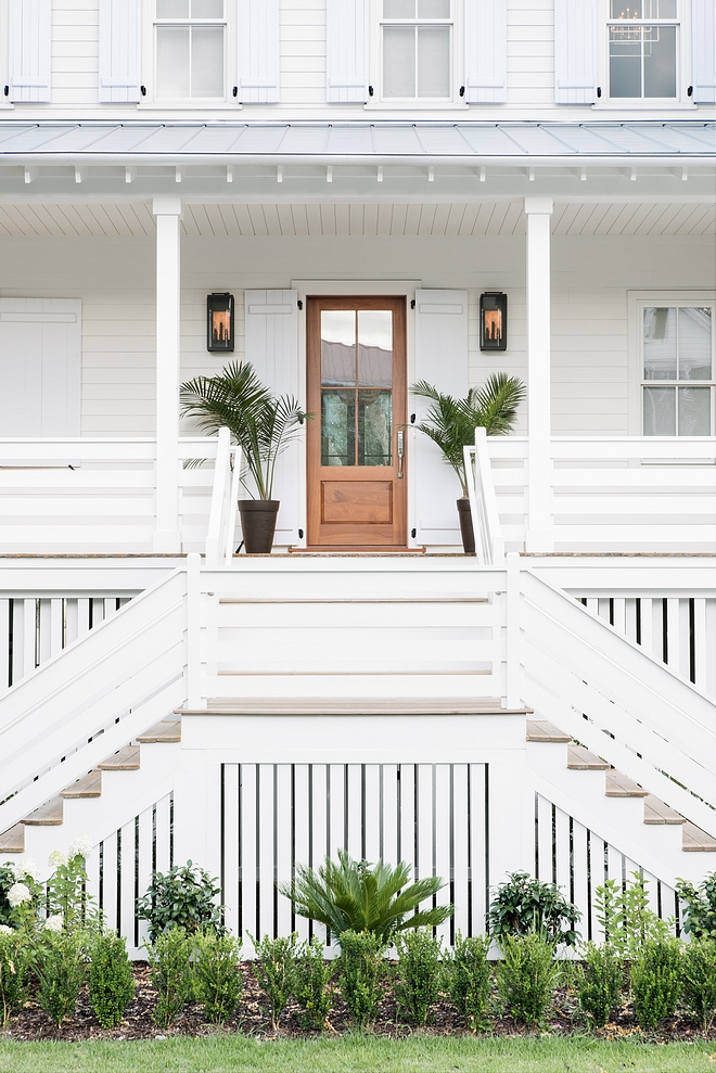 Sherwin Williams Origami White SW 7626 Farmhouse with metal roof paint color Sherwin Williams Origami White SW 7626 #farmhouse #metalroof #exterior #paintcolor #SherwinWilliamsOrigamiWhiteSW7626 #SherwinWilliams #OrigamiWhite #SW7626