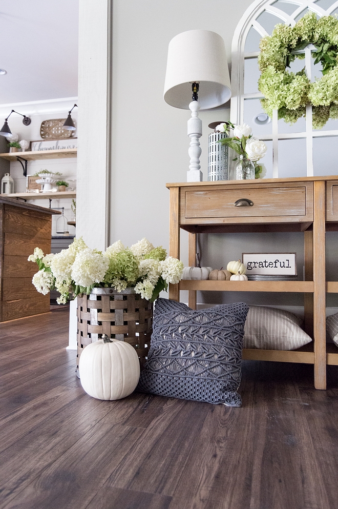 Fall foyer console table design ideas