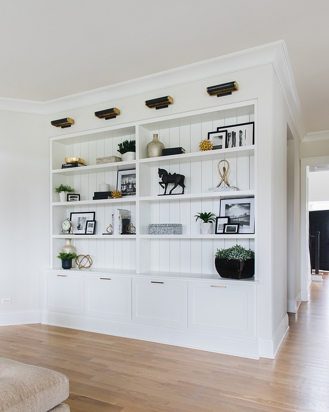 Simply White OC-117 by Benjamin Moore Cabinetry Paint Color Simply White OC-117 by Benjamin Moore #SimplyWhiteOC117byBenjaminMoore