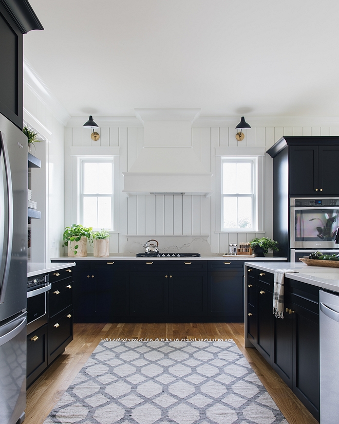 Dark Grey Kitchen - Home Bunch Interior Design Ideas