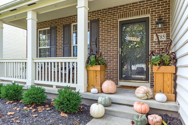 Fall Porch Pumpkins Fall Porch Pumpkin ideas Fall Porch Pumpkins Fall Porch Pumpkins #FallPorch #Pumpkins