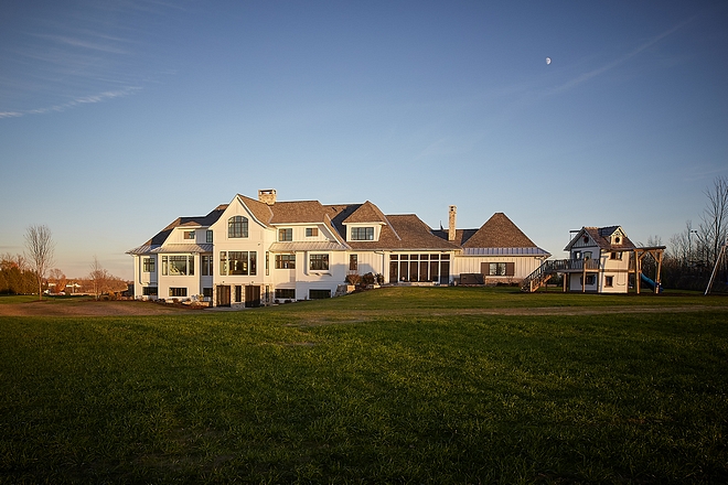 Board and batten large modern farmhouse exterior