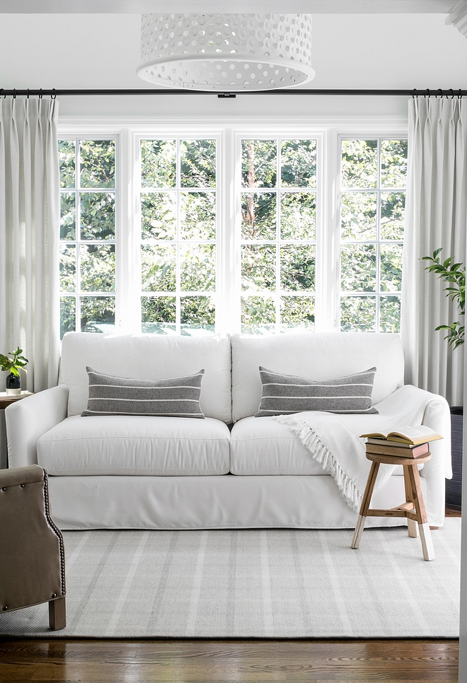 White interior color scheme White interior with whites, warm greys, and different wood tones White interior color scheme #Whiteinterior #colorscheme