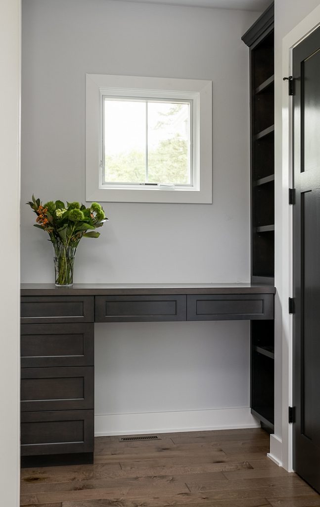 Modern Farmhouse with Blue Exterior - Home Bunch Interior Design Ideas