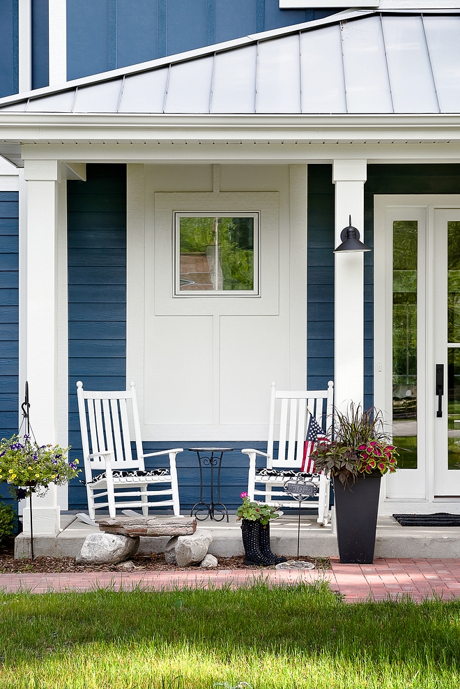 Blue siding paint color Sherwin Williams Rainstorm Sherwin Williams Rainstorm Blue siding Sherwin Williams Rainstorm Sherwin Williams Rainstorm #SherwinWilliamsRainstorm #bluesiding #sidingpaintcolor #siding #paintcolor