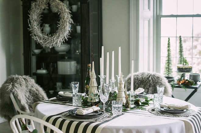 Farmhouse Holiday Table Decor