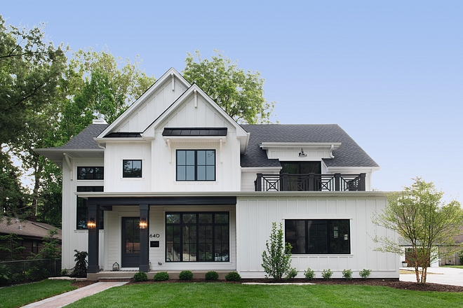 Modern farmhouse with front balcony Modern farmhouse exterior with black windows and balcony with custom railing Modern farmhouse with front balcony #Modernfarmhouse #frontbalcony #balconyrailing