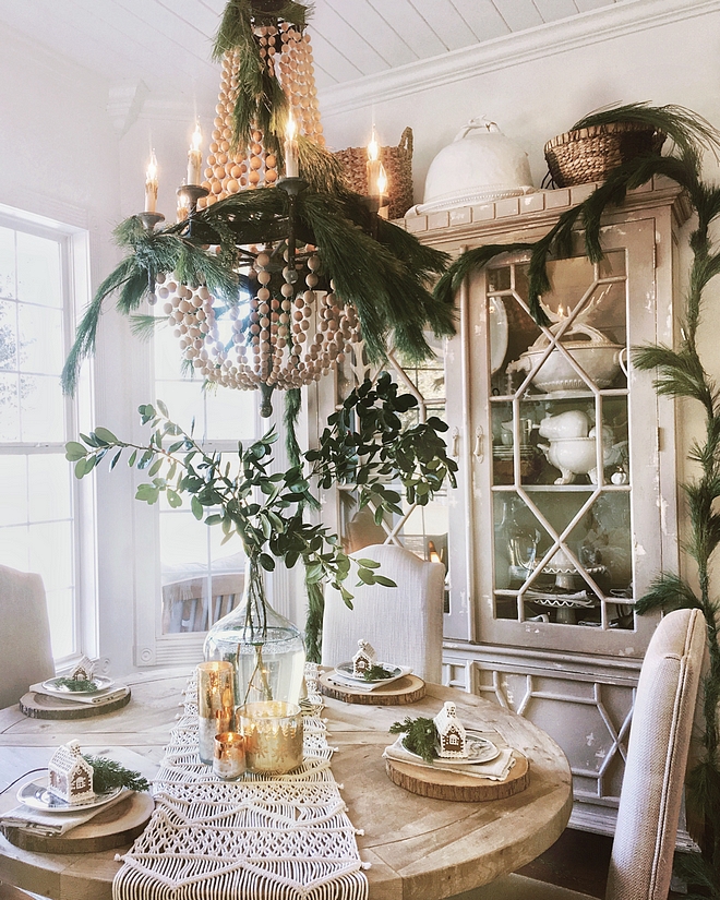 Natural Christmas Decor Dining room with Natural Christmas decor on chandelier Natural Christmas decorating ideas Easy and affordable way to decorate for Christmas #NaturalChristmasDecor #ChristmasDecor #NaturalDecor