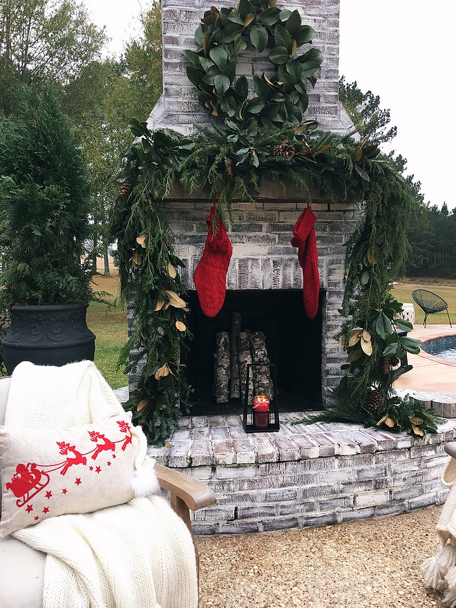 Christmas Fireplace Decor Outdoor Brick Fireplace Christmas Fireplace Decor Magnolia Wreath and Magnolia and Fir garland Ideas Thick garland #Christmas #Fireplace #Christmasfireplace #Christmasfireplacedecor #magnoliawreath #magnoliagarland #thickgarland