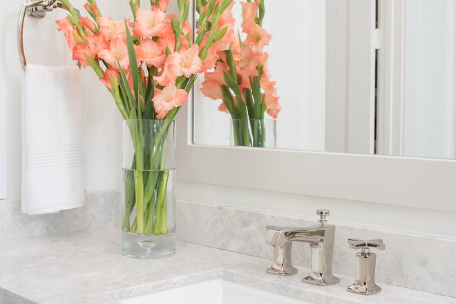 Marble bathroom countertop