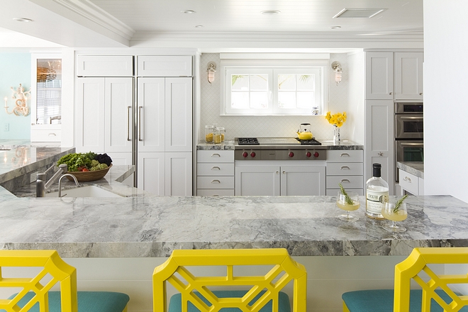 Pure White Quartzite Pure White Quartzite Countertop Kitchen with Pure White Quartzite countertop Quartzite is as white as marble Pure White Quartzite #PureWhite #Quartzite