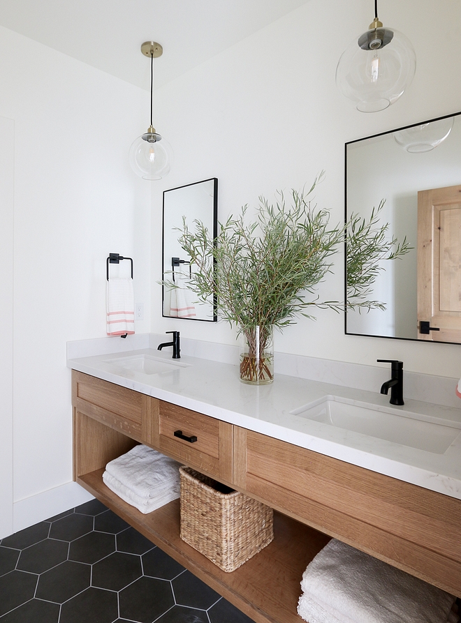 White Oak Bathroom Vanity This bathroom features a custom White Oak vanity with no stain - just clear protective finish White Oak Bathroom Vanity White Oak Bathroom Vanity #WhiteOakBathroomVanity #WhiteOak #BathroomVanity