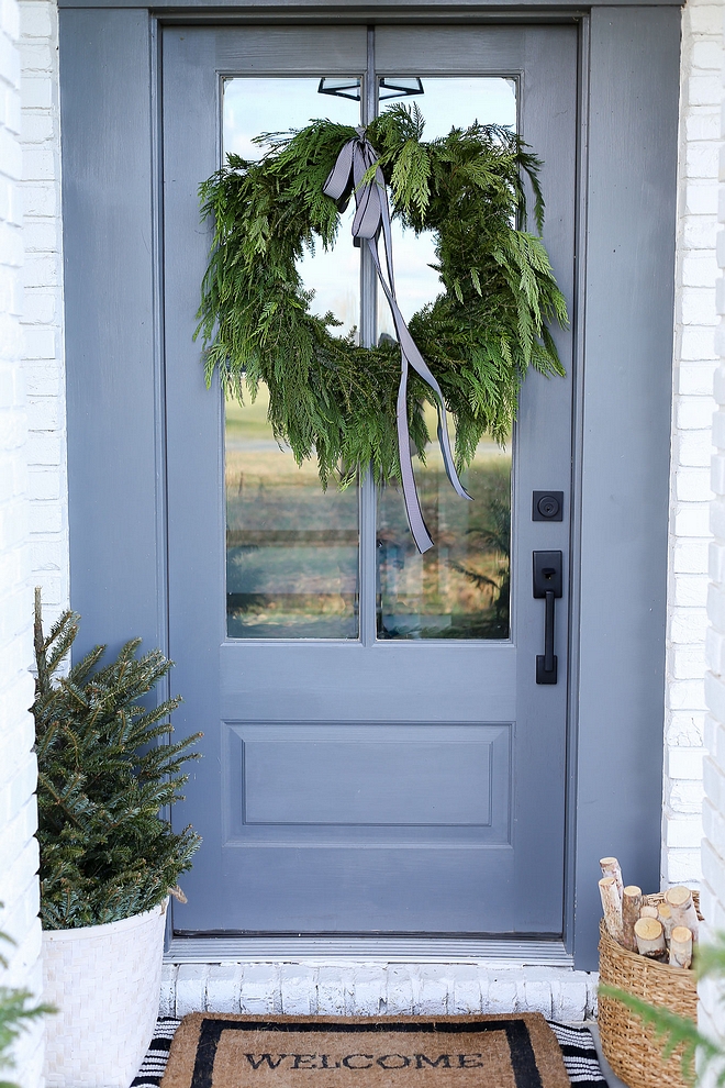 Benjamin Moore Chelsea Gray Grey Font Door Paint Color Benjamin Moore Chelsea Gray Choosing the right paint color for front doors Benjamin Moore Chelsea Gray Grey Font Door Paint Color Benjamin Moore Chelsea Gray #BenjaminMooreChelseaGray #GreyFontDoor #frontdoorPaintColor