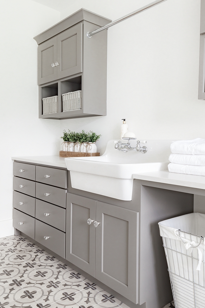 Benjamin Moore Coventry Grey HC-169 Cabinets are shaker overlay doors paint color is proprietary to the cabinet shop #BenjaminMooreCoventryGreyHC169 #cabinet #greycabinet #greycabinetpaintcolor #BenjaminMoore #CoventryGrey #HC169