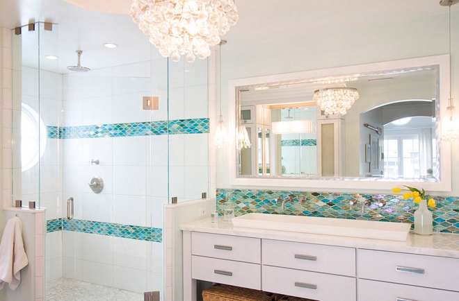 Bathroom mirror Beach house bathroom The mirror was custom made and it's a combination of 2 frames stacked. A white outer frame with a smaller metallic frame on the inside #bathroom #mirror #bathroommirror
