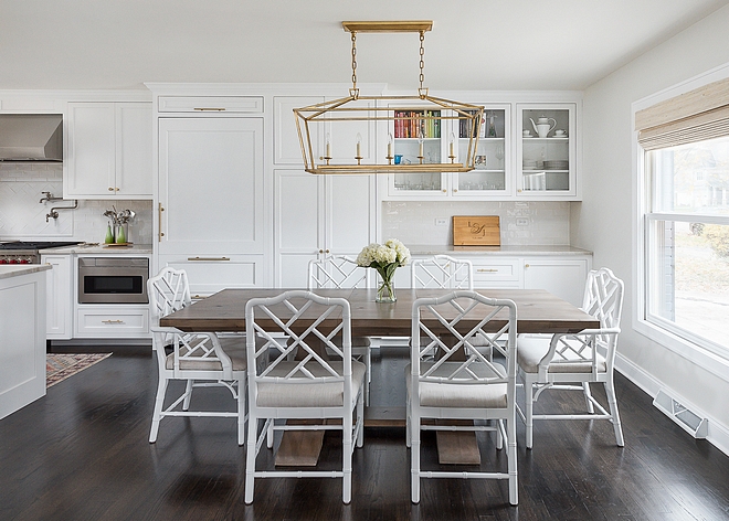 Open Kitchen and dining area The kitchen cabinets continue to the dining area, allowing for more storage and counter space, which can also be used a butler's pantry when entertaining #kitchen #cabinet #diningarea #kitchens #butlerpantry