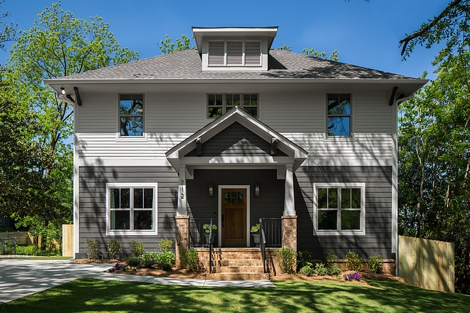 Exterior Paint Colors Upper Body Benjamin Moore 861 Shale Lower Body Benjamin Moore 1547 Dragons Breath #benjaminmoore #exterior #paintcolor #BenjaminMooreDragonsBreath #BenjaminMooreShale