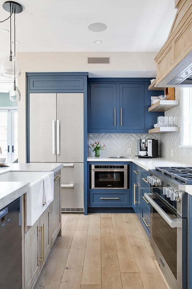 Blue Kitchen paint color Dunn Edwards DE5874 Deep Reservoir Semi-gloss Perimeter Navy Blue Cabinet Paint Color Blue Kitchen paint color Dunn Edwards DE5874 Deep Reservoir Blue Kitchen paint color Dunn Edwards DE5874 Deep Reservoir #BlueKitchenpaintcolor #DunnEdwardsDE5874DeepReservoir #NavyBlueKitchenpaintcolor #NavyBlueKitchen #kitchenpaintcolor #kitchencabinetpaintcolor