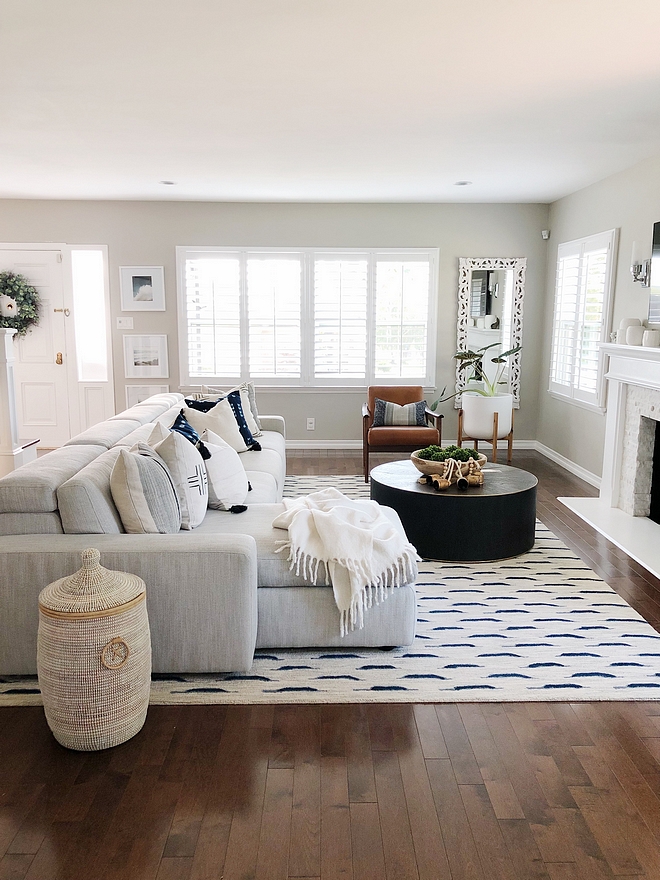 Benjamin Moore London Fog Benjamin Moore London Fog Wall paint color Benjamin Moore London Fog works with low ceiling This ceiling is 8 feet #BenjaminMooreLondonFog #BenjaminMoore #LondonFog #lowceiling #paintcoor
