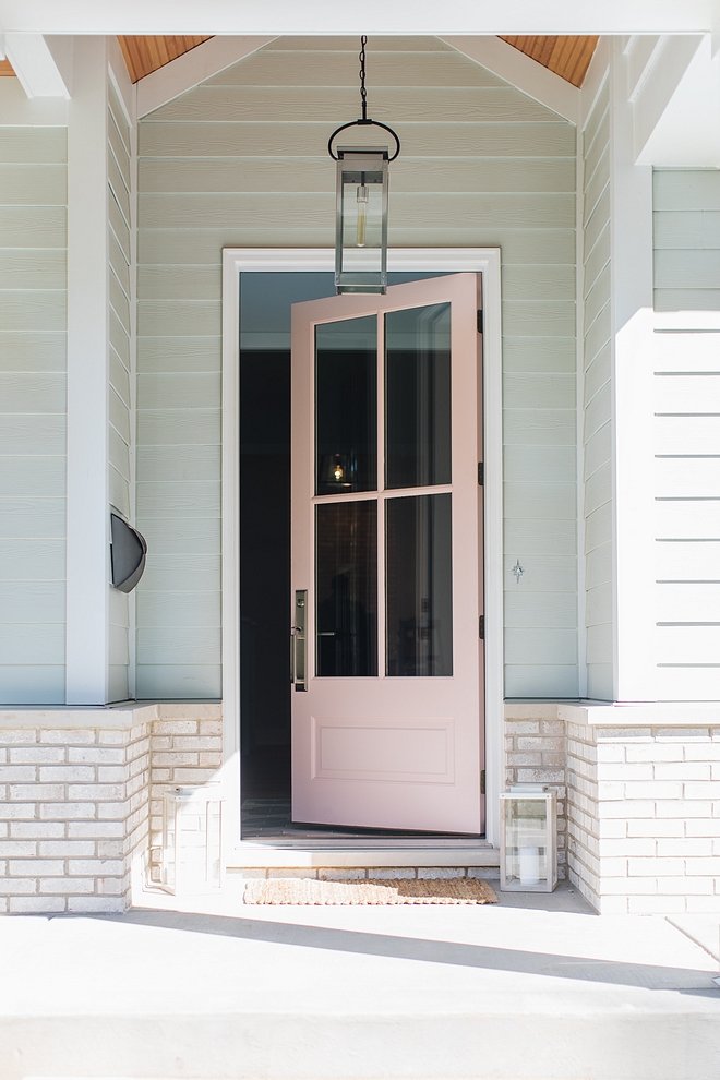 Sherwin Williams Rosy Outlook Sherwin Williams Rosy Outlook Pink front door paint color Sherwin Williams Rosy Outlook Sherwin Williams Rosy Outlook #pinkdoor #pinkfrontdoor #frontdoor #SherwinWilliamsRosyOutlook