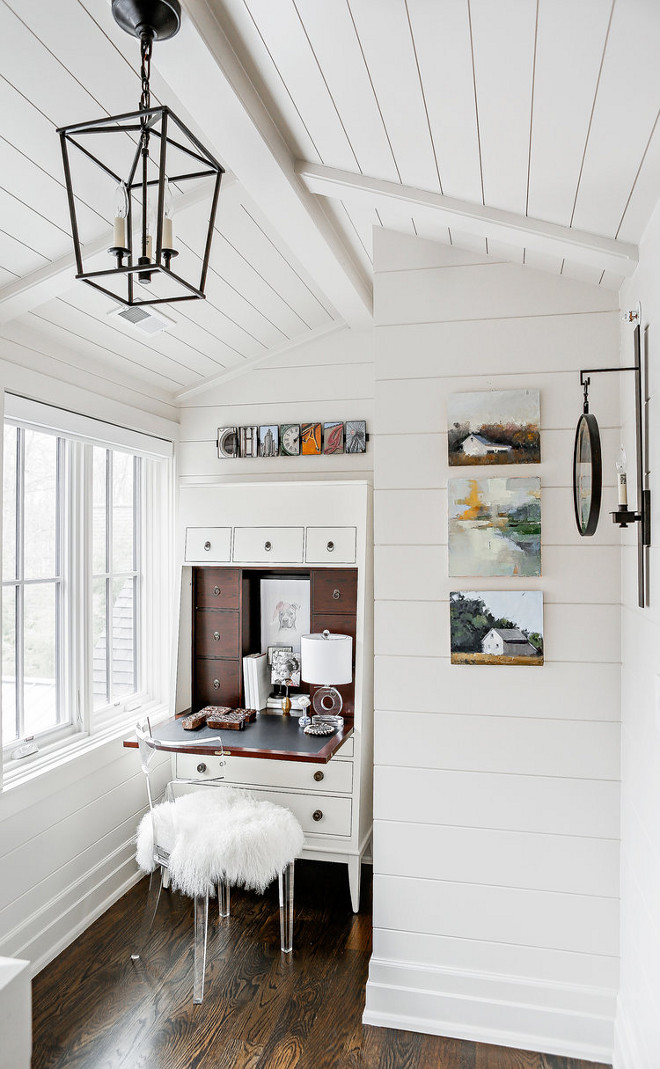 Small landing area with shiplap walls, shiplap ceiling and a small secretary desk #Smalllandingarea #shiplap #shiplapceiling #secretarydesk