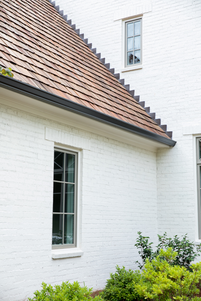 Exterior Painted Brick Off-White Exterior Brick Paint Color Benjamin Moore Soft Chamois Exterior Painted Brick Off-White Exterior Brick Paint Color Benjamin Moore Soft Chamois #Exterior #PaintedBrick #OffWhite #offwhiteExterior #BrickPaintColor #BenjaminMooreSoftChamois