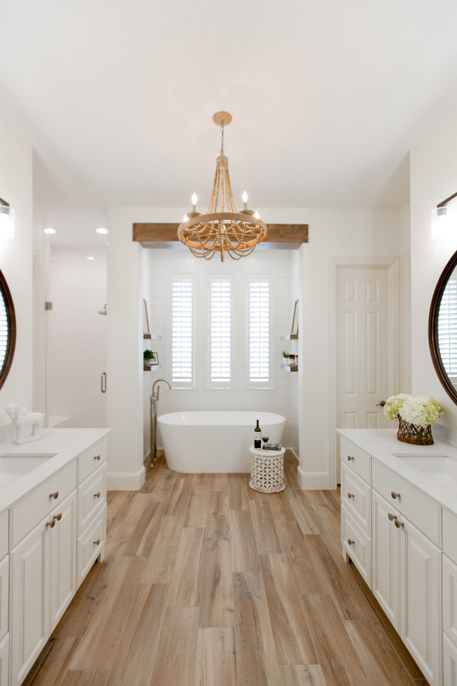 Sherwin Williams Alabaster for all walls, vanities, doors and trim, shiplap and baseboards Ceiling Sherwin Williams untinted white Sherwin Williams Alabaster Sherwin Williams Alabaster Sherwin Williams Alabaster #SherwinWilliamsAlabaster #SherwinWilliams #Alabaster