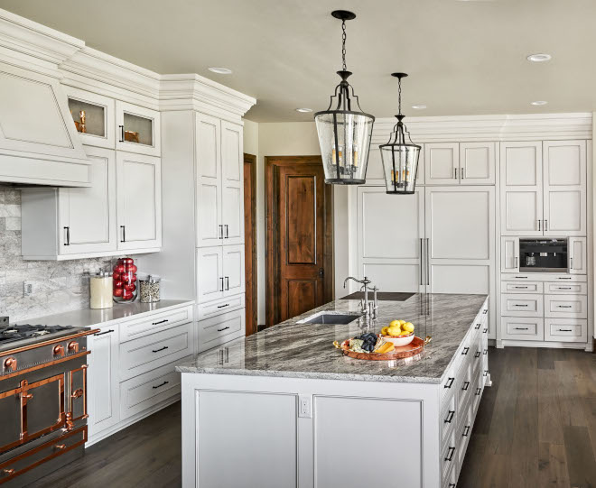 Rocky Mountain Granite Kitchen island countertop The kitchen island features a Rocky Mountain Granite polished countertop Rocky Mountain Granite Rocky Mountain Granite #RockyMountainGranite #Granite #Granitecountertop