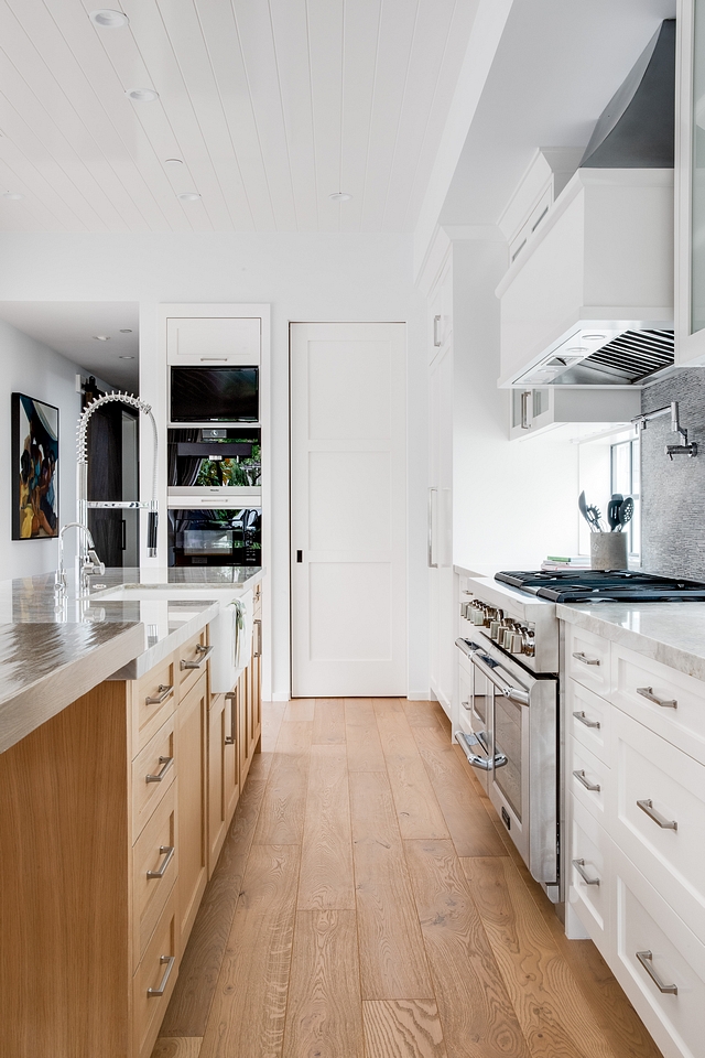 Kitchen Island Cabinetry Kitchen island cabinets are shaker style in rift white oak with light wire brushing Kitchen Island Cabinetry Kitchen Island Cabinetry Kitchen Island Cabinetry #KitchenIsland #Cabinetry #riftwhiteoak #wirebrushingcabinet