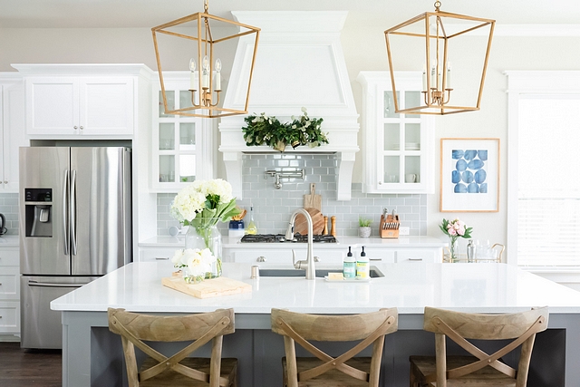 White kitchen with grey subway tile backsplash White kitchen with grey subway tile backsplash and grey island White kitchen with grey subway tile backsplash White kitchen with grey subway tile backsplash #Whitekitchenwithgreysubwaytile #Whitekitchenwithgreysubwaytilebacksplash #greysubwaytilebacksplash