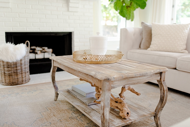 Distressed whitewashed coffee table Distressed whitewashed coffee table ideas Distressed whitewashed coffee table Distressed whitewashed coffee table #Distressedcoffeetable #coffeetable #whitewashedcoffeetable